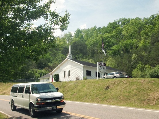 Middle Creek Baptist Church - David, KY