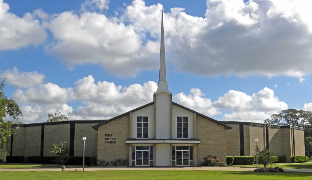 first-baptist-church-clute-texas