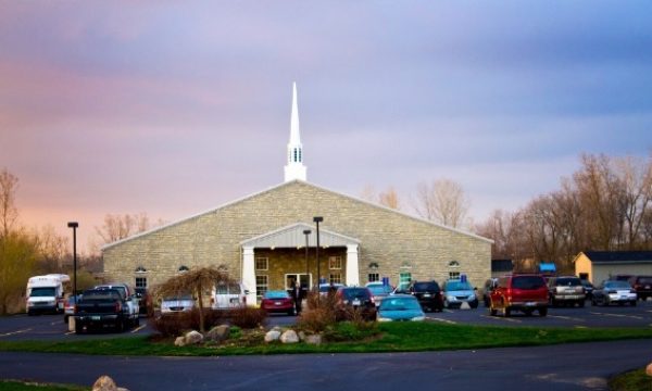lighthouse-baptist-church-holland-michigan