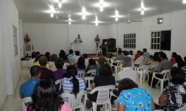 Iglesia Evangelica Bautista - Leticia, Colombia