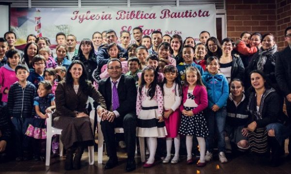 iglesia-biblica-bautista-el-faro-bogota-colombia