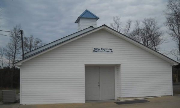 New Hermon Baptist Church is an independent Baptist church in Pisgah, Alabama