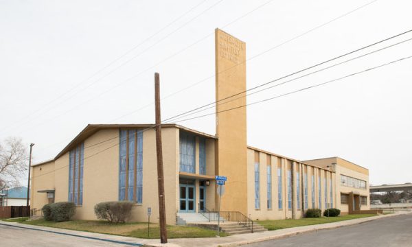 huisache-avenue-baptist-church-san-antonio-texas
