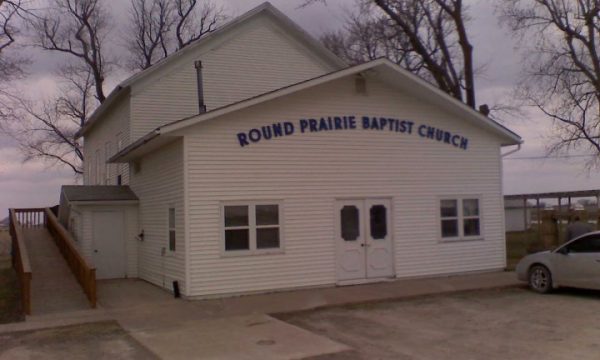 round-prairie-baptist-church-lockridge-iowa